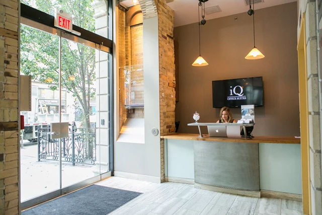 The Dineen Lounge, Toronto
