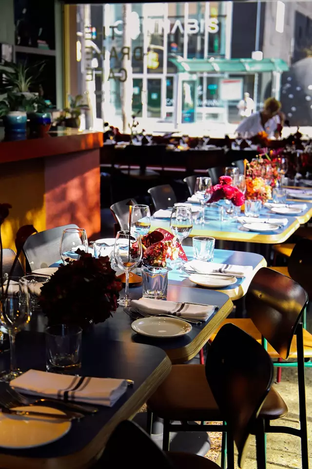 Hotels: The Drake Hotel 19