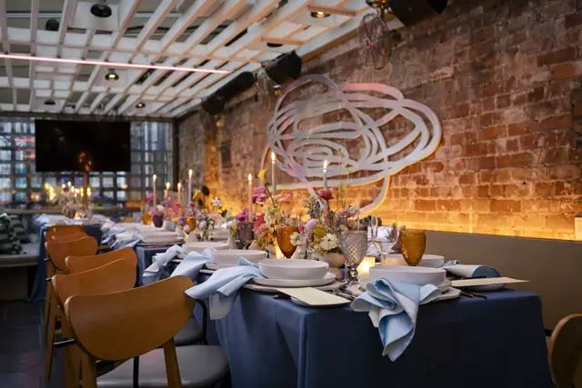 Hotels: The Drake Hotel 8