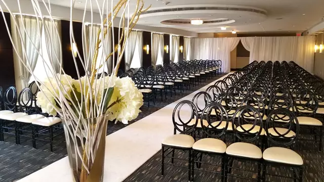 Historic Venues: The Eglinton Grand 18