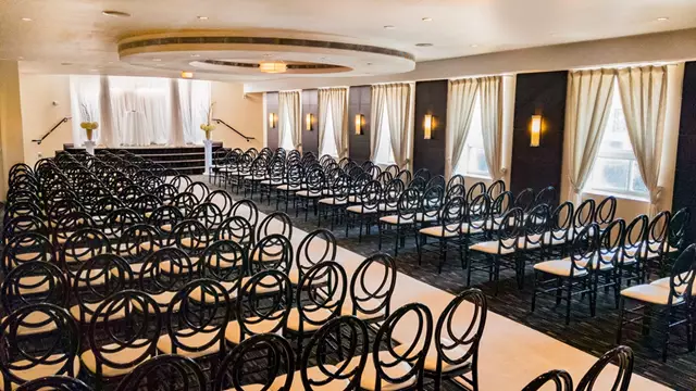 Historic Venues: The Eglinton Grand 19