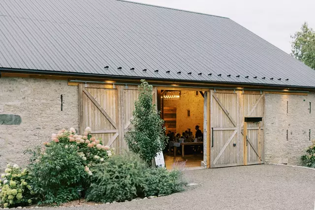 Barn Venues: The Fieldstone Barn 24