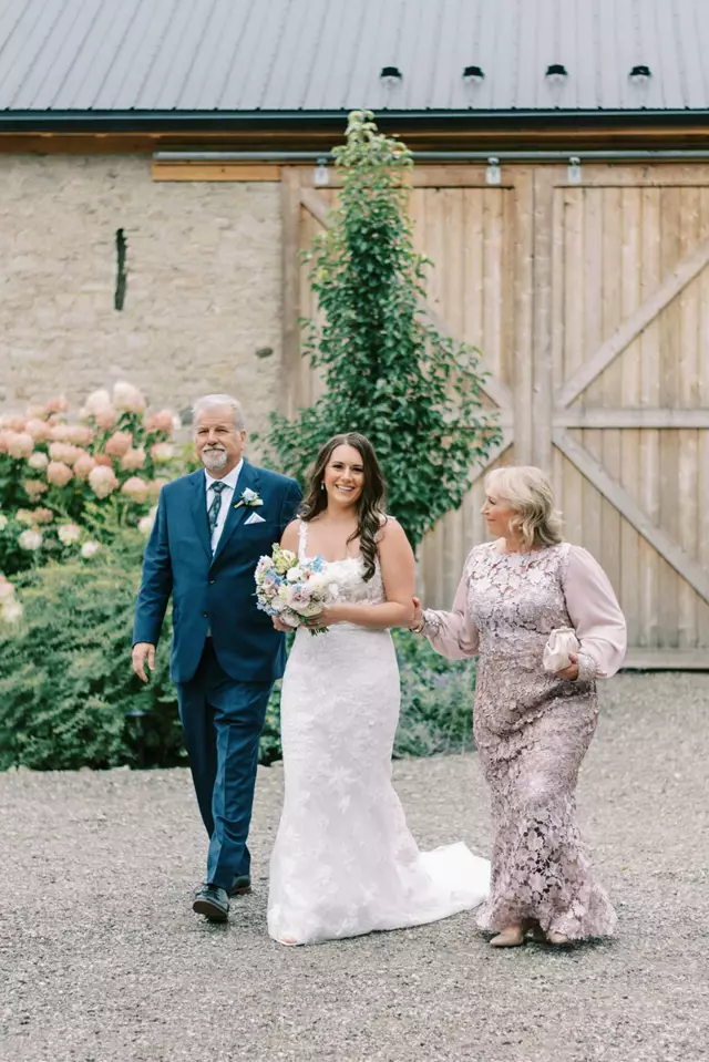 Barn Venues: The Fieldstone Barn 9