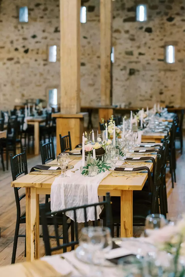Barn Venues: The Fieldstone Barn 7