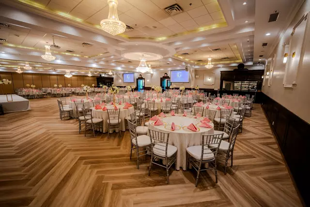 Banquet Halls: The Guelph Estate Convention Center and Banquet Hall 5