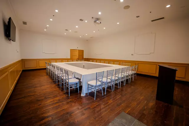 Banquet Halls: The Guelph Estate Convention Center and Banquet Hall 3