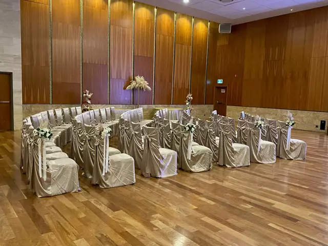 Banquet Halls: The Hallcrown 8