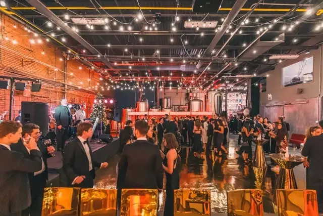 Breweries: The Henderson  Toronto 4
