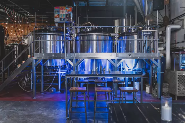 Breweries: The Henderson  Toronto 4