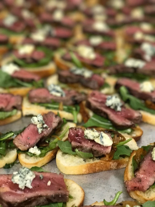 Rare Angus Canape