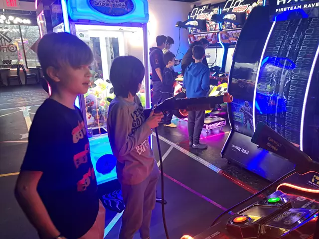 Entertainment Venues: The JunXion 16