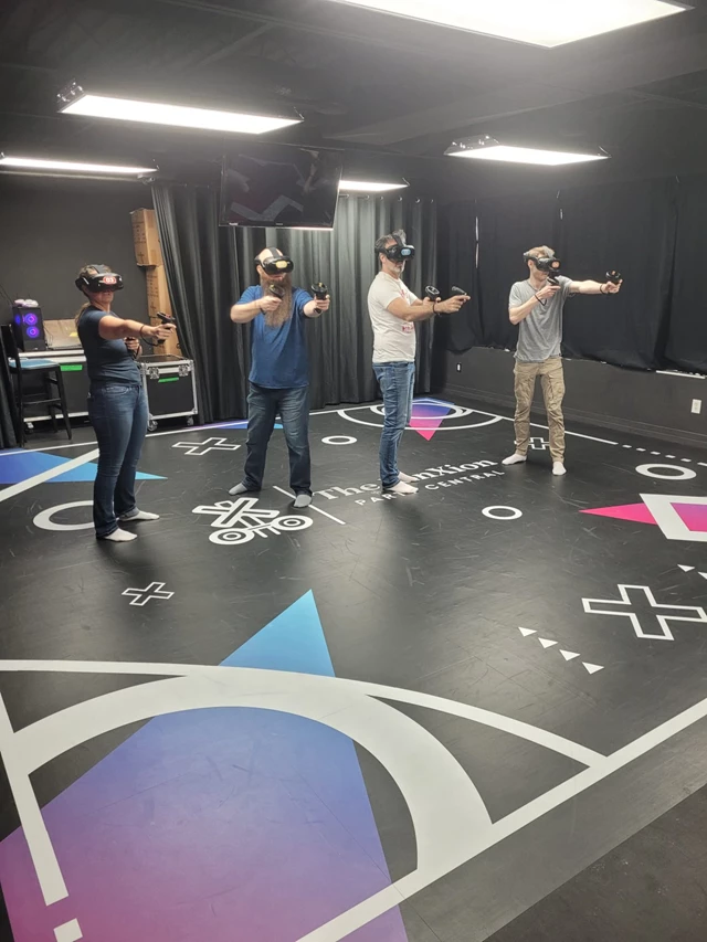 Untethered VR Competitive Room
