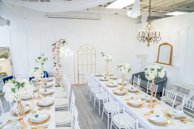 Loft & Studio Spaces: The Luna Studios 1