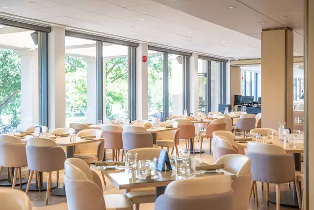 Golf & Country Clubs: The Oakdale Golf and Country Club 20