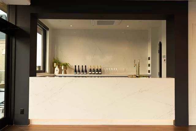 Hotels: The Postmark Hotel 5