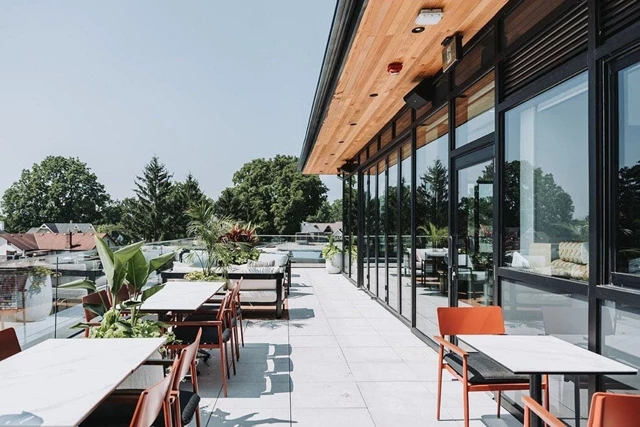 Hotels: The Postmark Hotel 3