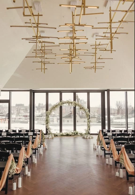 Hotels: The Postmark Hotel 6