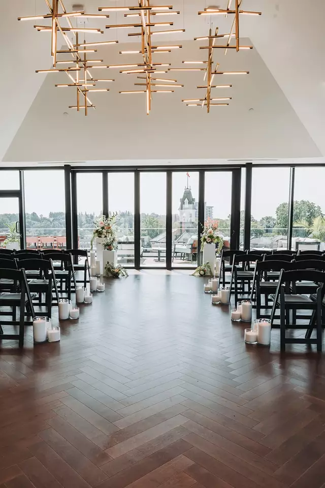 Hotels: The Postmark Hotel 12