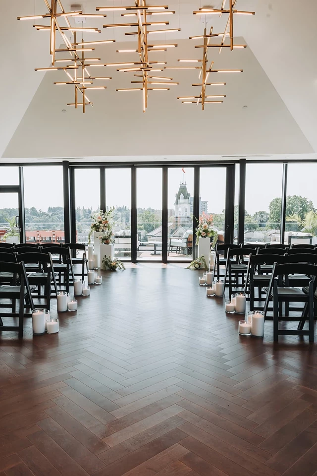 Hotels: The Postmark Hotel 15
