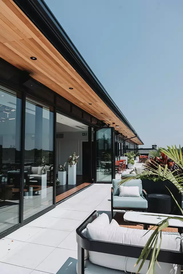 Hotels: The Postmark Hotel 8