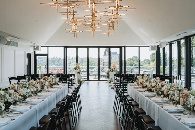 Hotels: The Postmark Hotel 5