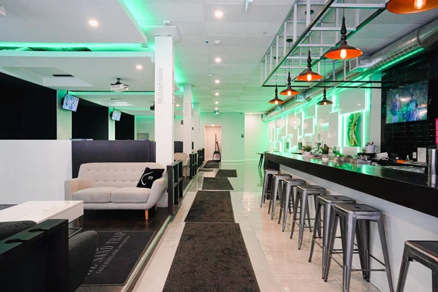 The Sand Trap Golf Simulator & Lounge, Toronto