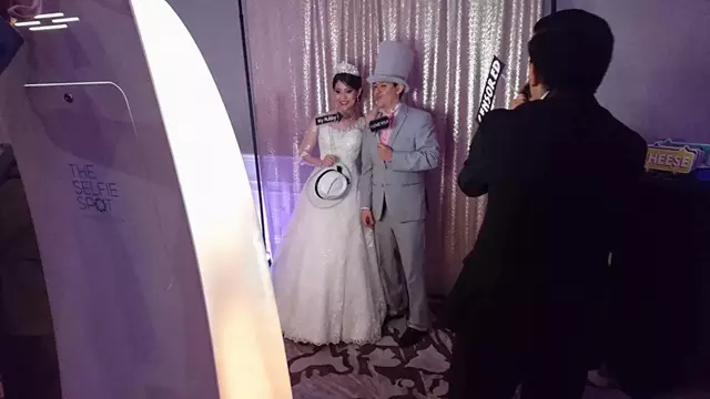 Photo Booths: The Selfie Spot Photobooth 4