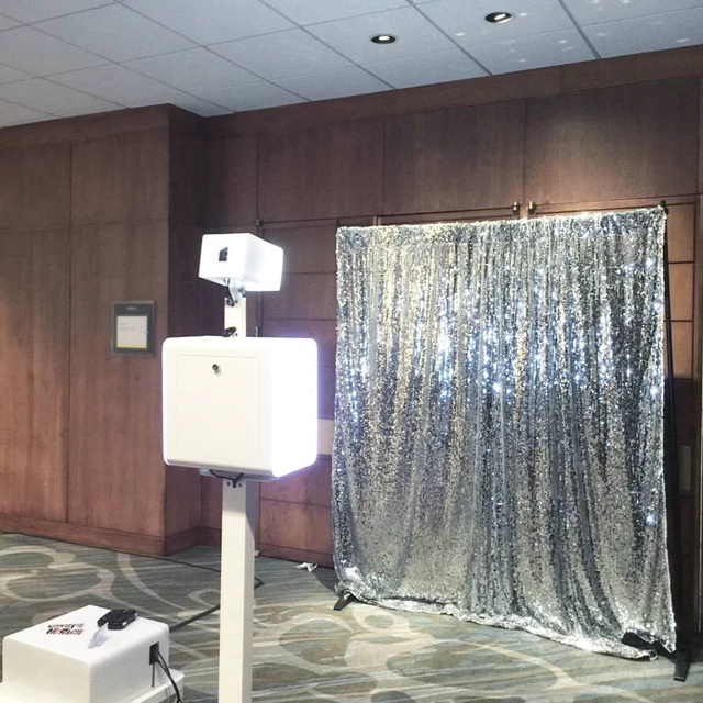 Photo Booths: The Selfie Spot Photobooth 5