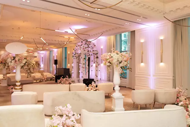 Hotels: The St. Regis Toronto 20