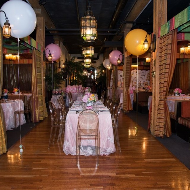 Restaurants: The Sultan's Tent & Café Moroc 1