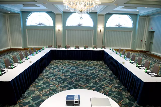 Banquet Halls: The Waterside Inn 31