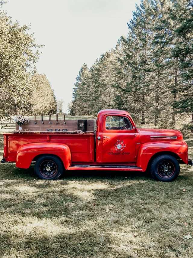 Mobile tap truck and bar in Ontario