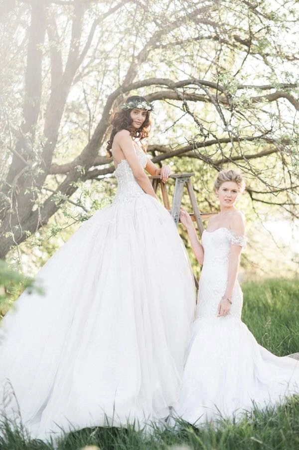 The White Book Co., Toronto