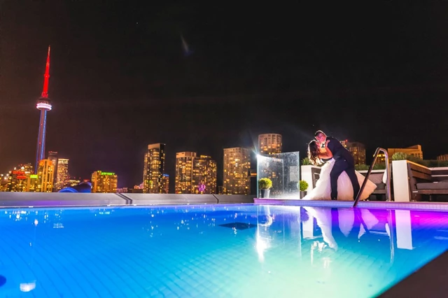 Thompson Toronto, Toronto