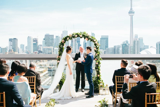 Thompson Toronto, Toronto