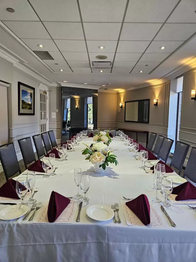 Golf & Country Clubs: Thornhill Golf & Country Club 1