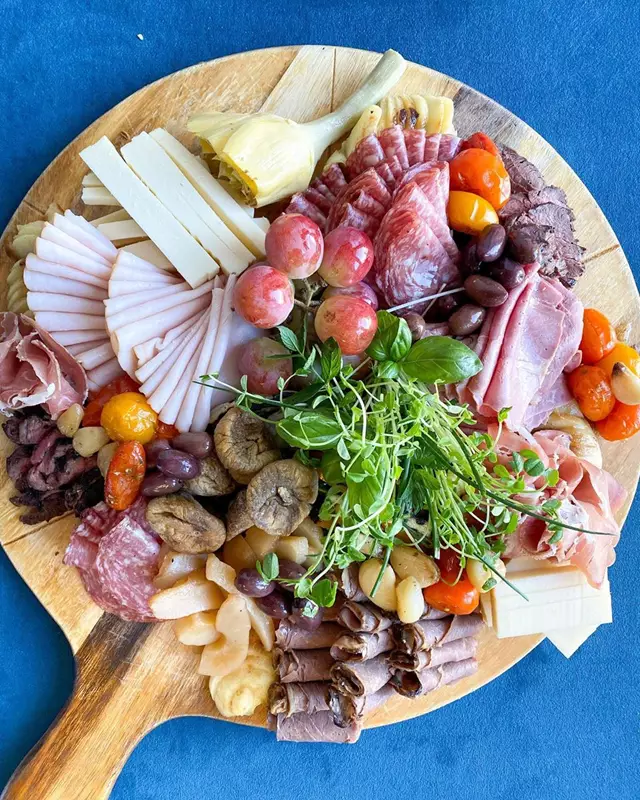 Full Service Caterers: Tk’s Catering 2