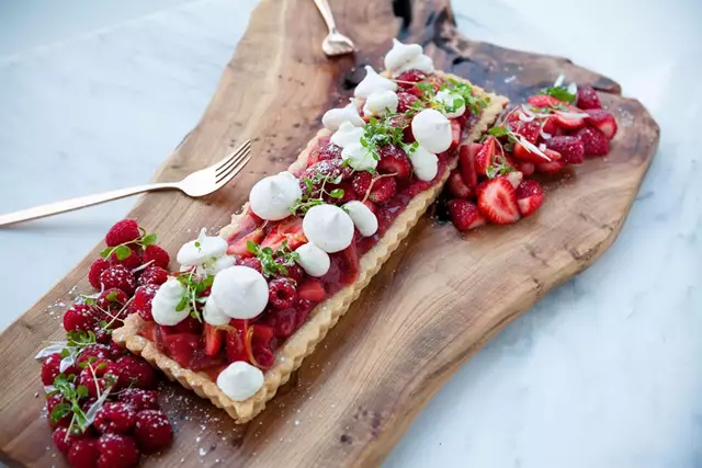 Full Service Caterers: Toben Food by Design 26