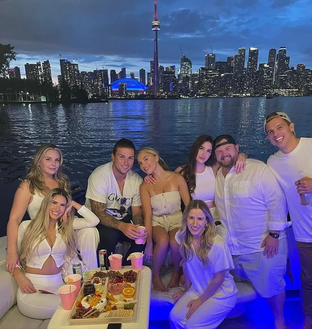 Cruise Ship/Yachts: Toronto Yachts 2