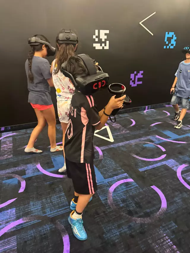 Children's Birthday Party Venues: VRCADE 2