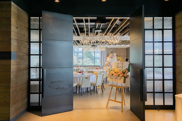 Loft & Studio Spaces: Village Loft 15