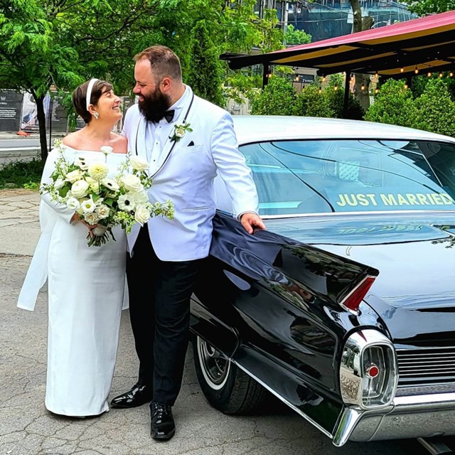 Limousines: Vintage Cadillac 1