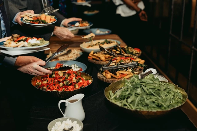 Restaurants: Walrus Pub & Beer Hall 11