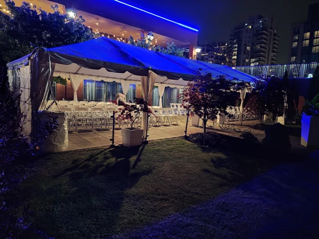 Hotels: Waterfront Boutique Venue 1
