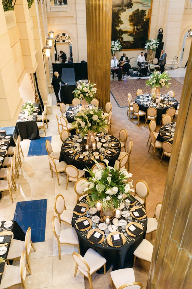 Hotels: Windsor Arms Hotel 1