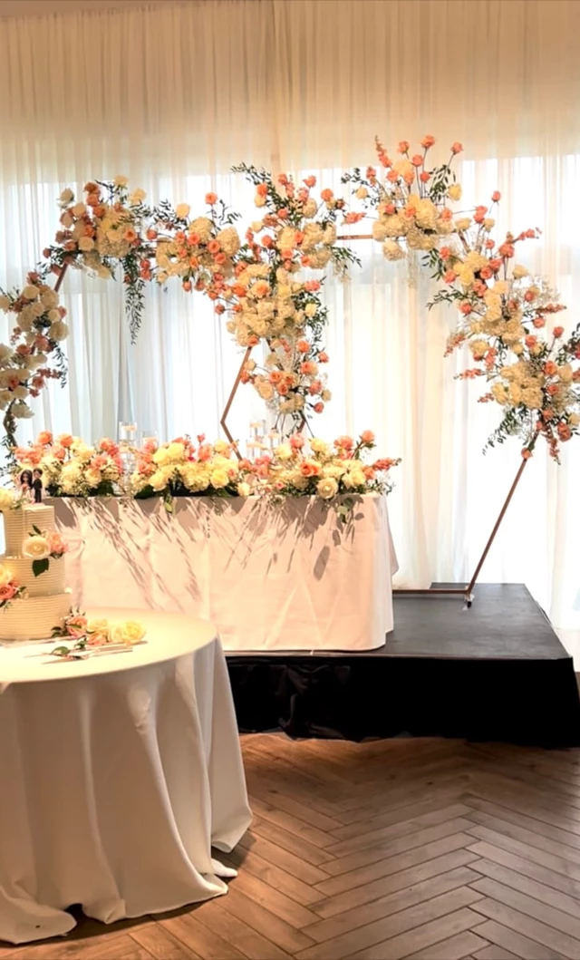 Event Décor: With Love Decor & Flowers 6