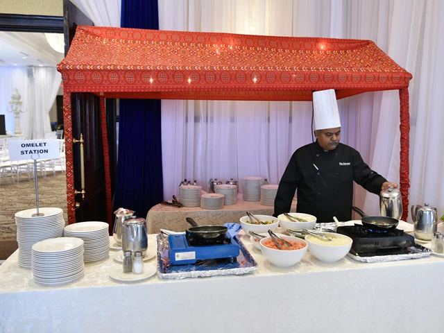 Banquet Halls: Woodbine Banquet and Hotel 5