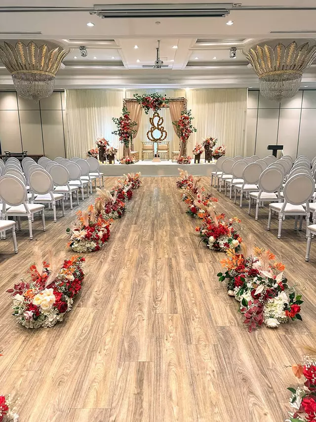 Banquet Halls: Woodbine Banquet and Hotel 1