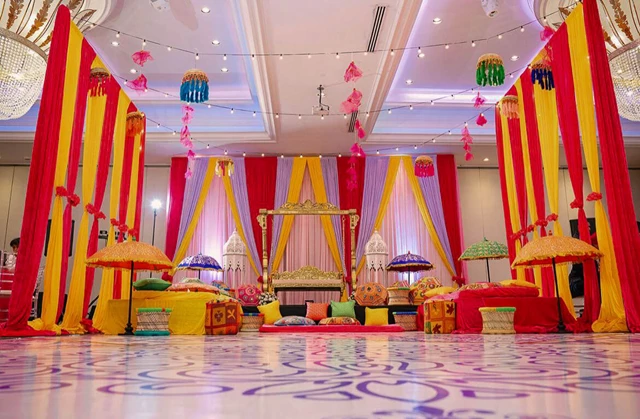 Banquet Halls: Woodbine Banquet and Hotel 2