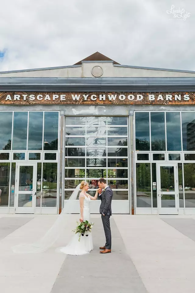 Special Event Venues: Wychwood Barns 8